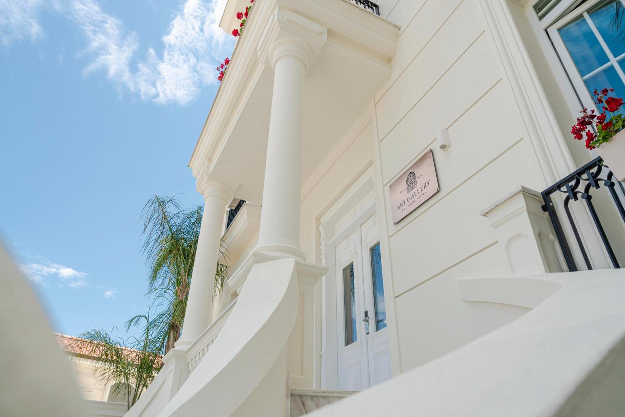 Art Gallery Boutique Hotel Durres Bagian luar foto