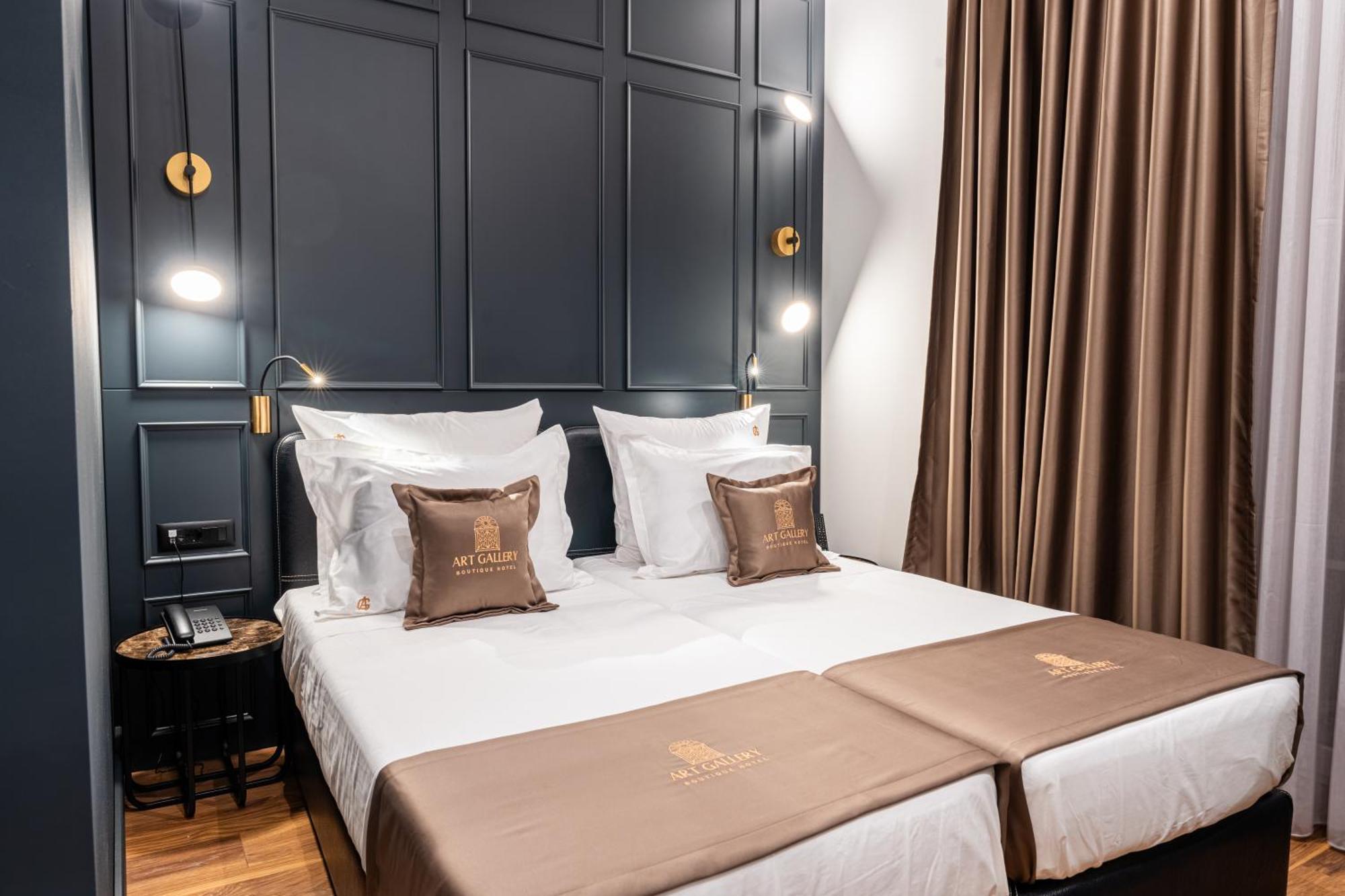Art Gallery Boutique Hotel Durres Bagian luar foto