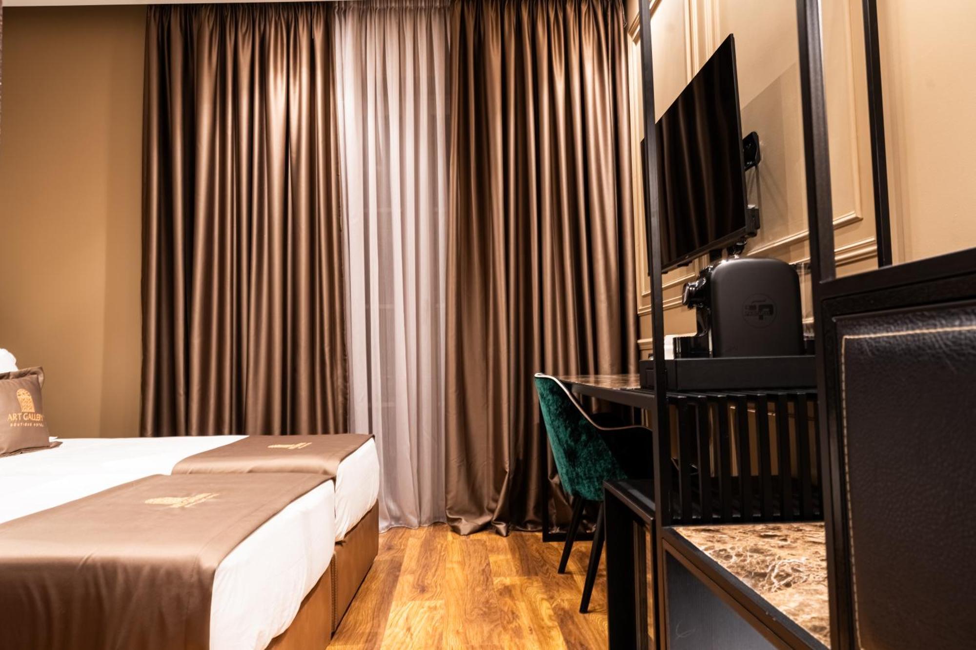 Art Gallery Boutique Hotel Durres Bagian luar foto