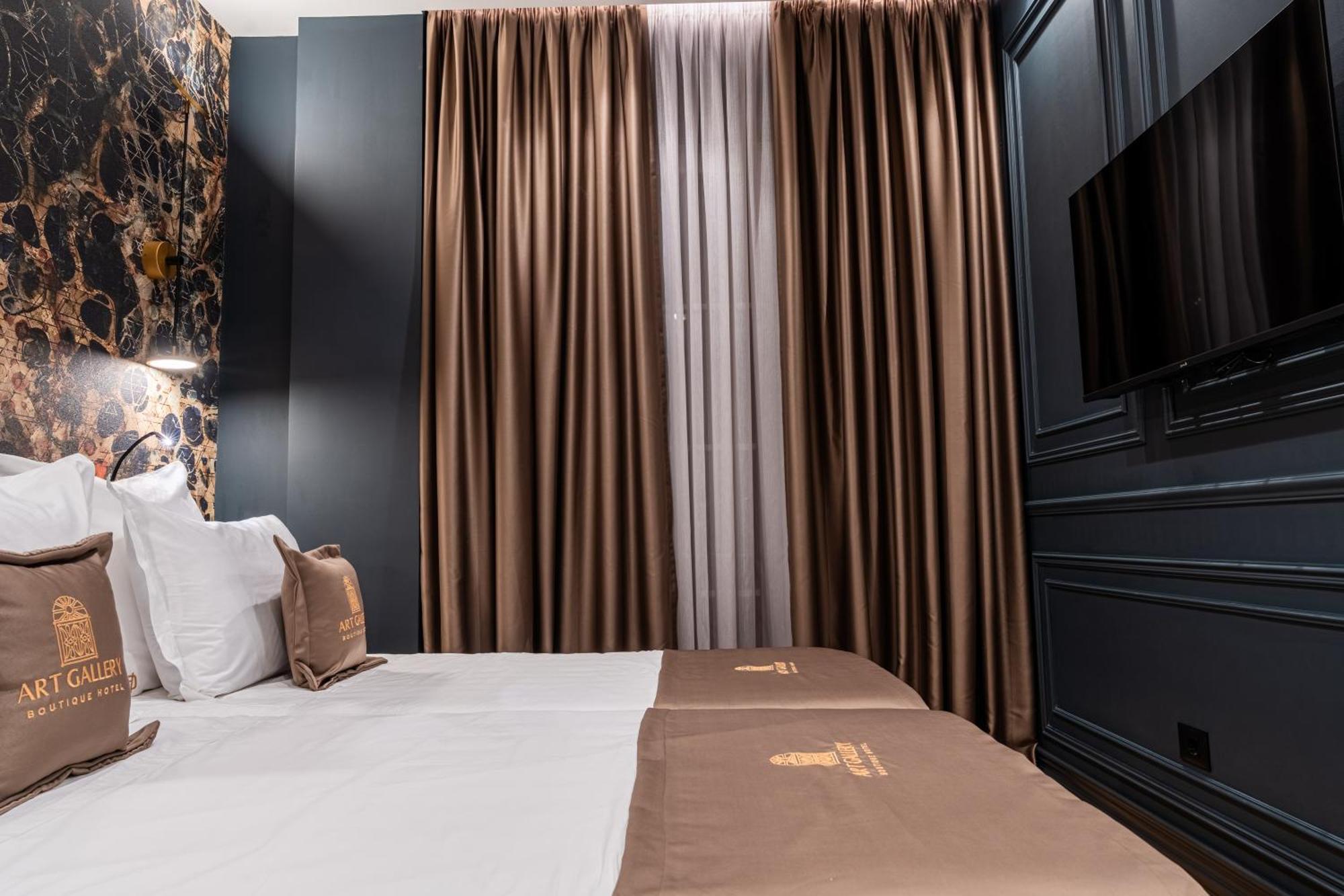 Art Gallery Boutique Hotel Durres Bagian luar foto